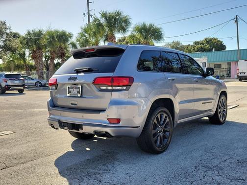 2019 Jeep Grand Cherokee High Altitude
