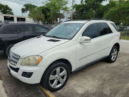 2011 Mercedes-Benz M-Class 4MATIC