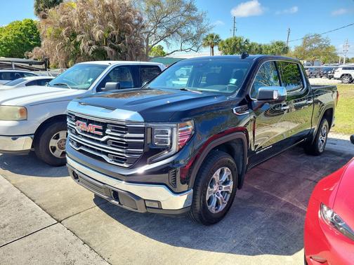 2024 GMC Sierra 1500 SLT