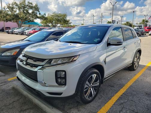 2022 Mitsubishi Outlander Sport SE