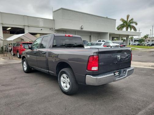 2024 RAM 1500 Classic SLT