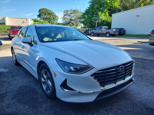 2021 Hyundai SONATA SE