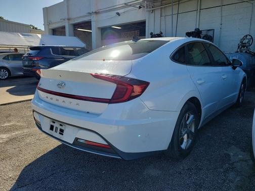 2021 Hyundai SONATA SE