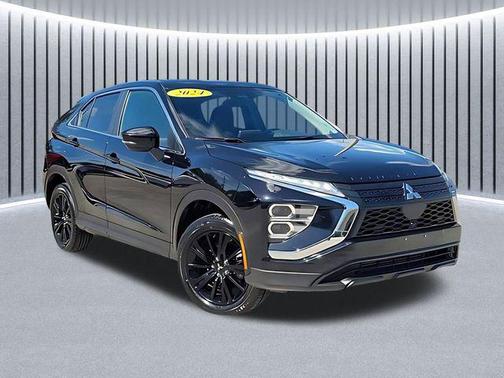 Labrador Black Pearl 2024 Mitsubishi Eclipse Cross LE
