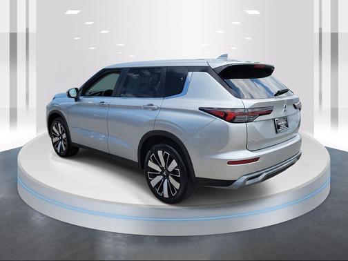 2025 Mitsubishi Outlander SE 2.5 2WD