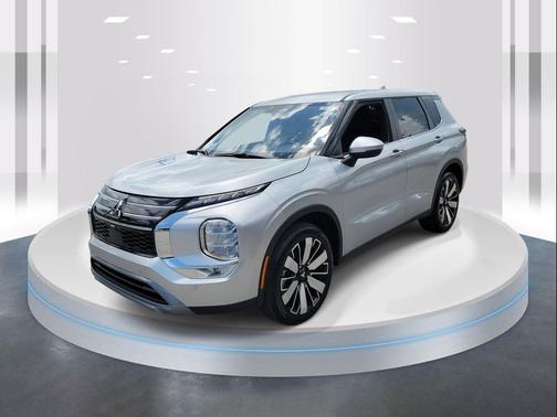 2025 Mitsubishi Outlander SE 2.5 2WD