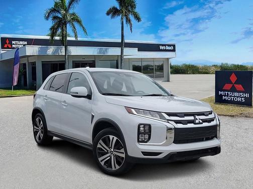 2025 Mitsubishi Outlander Sport SE