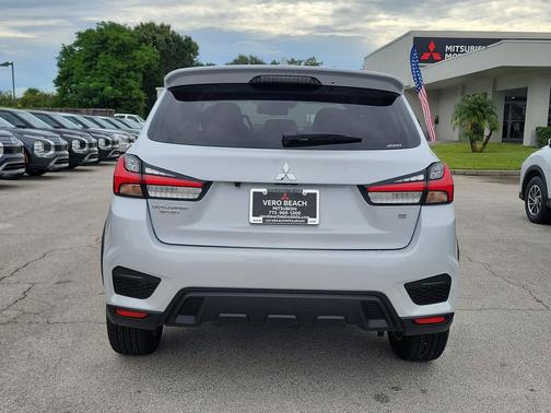 2025 Mitsubishi Outlander Sport SE