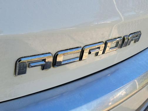 2014 GMC Acadia SLE-2