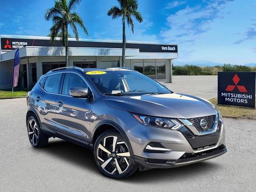 2022 Nissan Rogue Sport SL