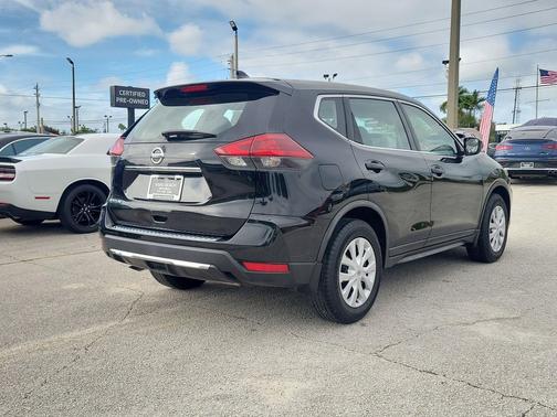 2020 Nissan Rogue S