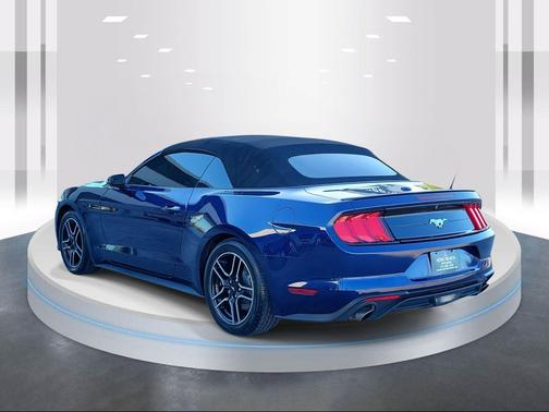 2020 Ford Mustang EcoBoost