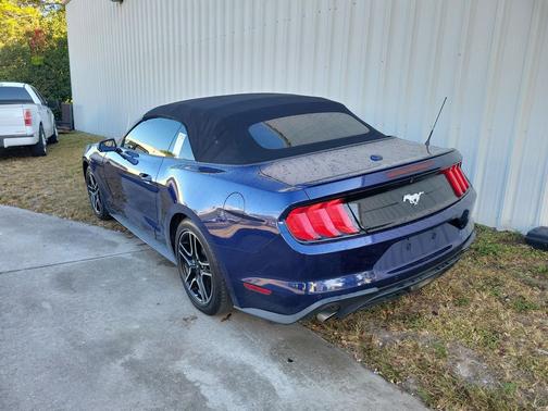 2020 Ford Mustang EcoBoost