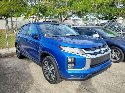 2024 Mitsubishi Outlander Sport SE