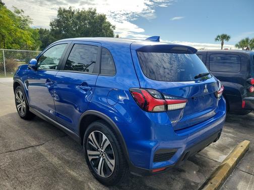 2024 Mitsubishi Outlander Sport SE