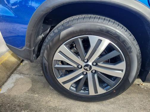 2024 Mitsubishi Outlander Sport SE