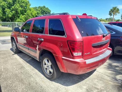2005 Jeep Grand Cherokee Laredo