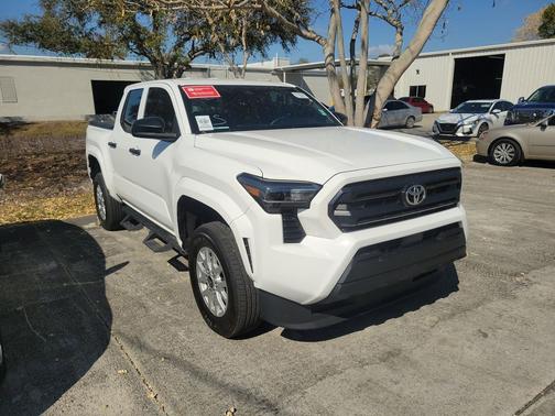 2025 Toyota Tacoma SR