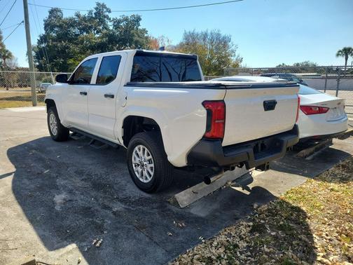 2025 Toyota Tacoma SR