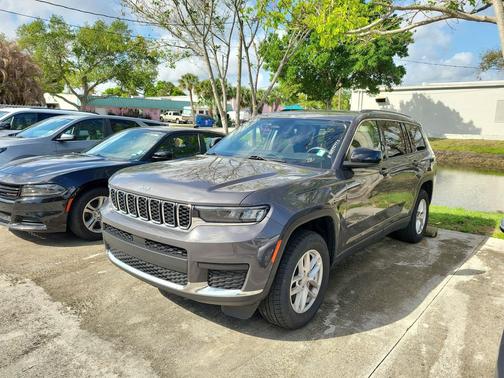 2023 Jeep Grand Cherokee L Laredo