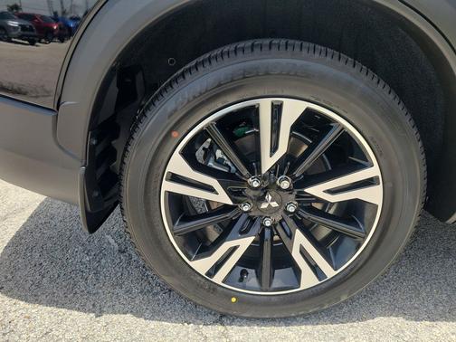 2025 Mitsubishi Eclipse Cross SE