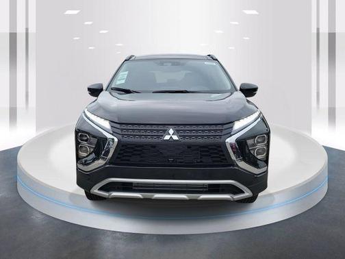 Labrador Black Pearl 2026 Mitsubishi Eclipse Cross SE