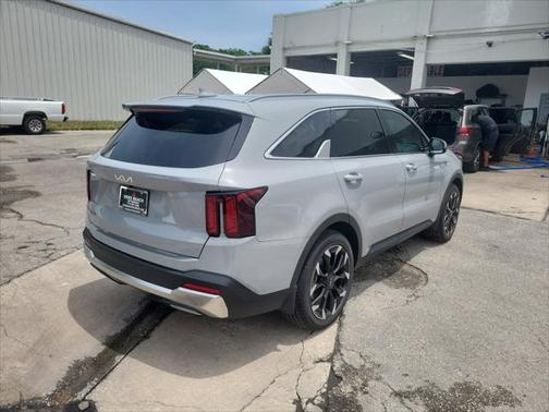 2025 Kia Sorento EX