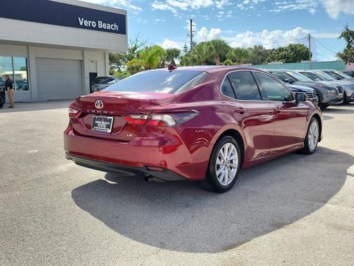 2021 Toyota Camry LE