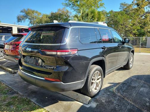 2023 Jeep Grand Cherokee L Laredo