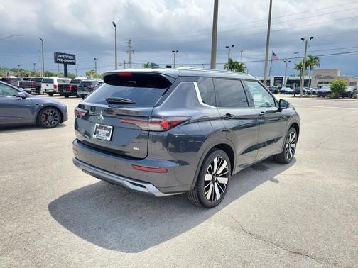 2025 Mitsubishi Outlander SEL 2.5 2WD