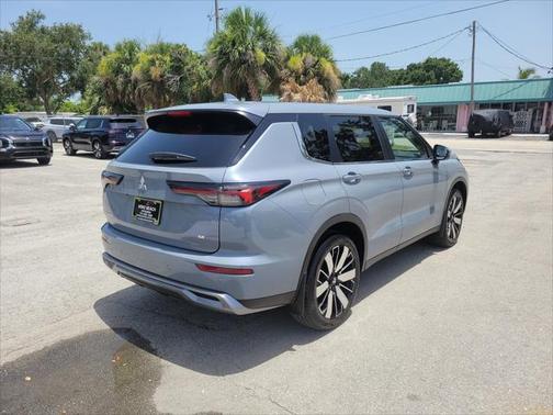 2025 Mitsubishi Outlander SE 2.5 2WD