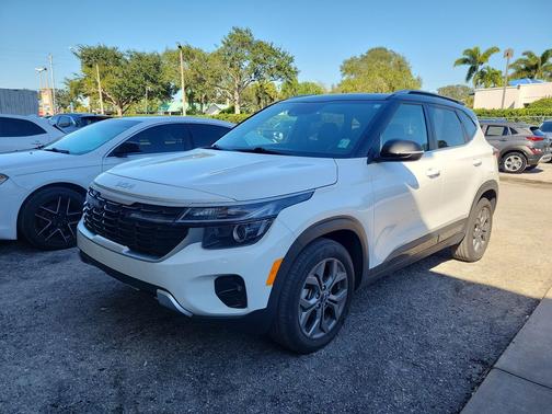 2024 Kia Seltos S