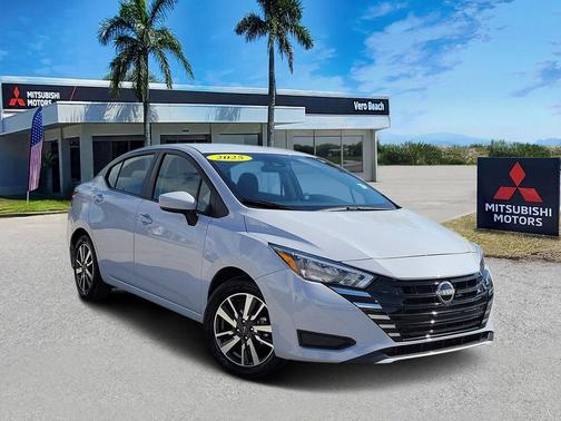 Gray Sky Pearl 2025 Nissan Versa 1.6 SV