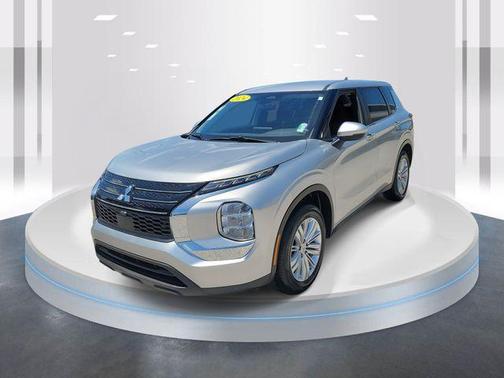 2024 Mitsubishi Outlander ES 2.5 2WD