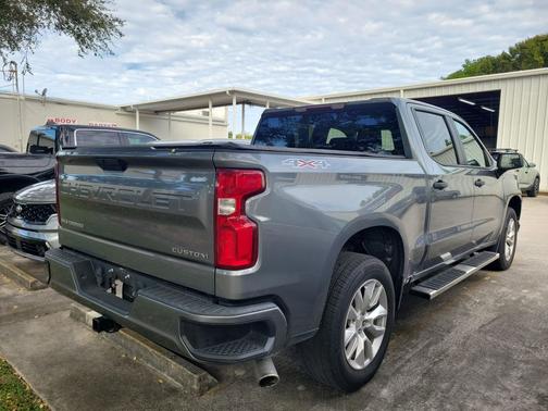 2021 Chevrolet Silverado 1500 Custom