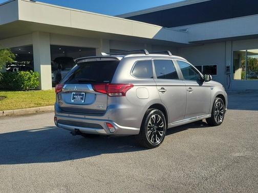 2018 Mitsubishi Outlander PHEV SEL