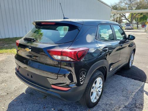 2023 Chevrolet Trailblazer LS