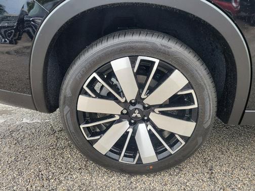 2025 Mitsubishi Outlander SE 2.5 2WD