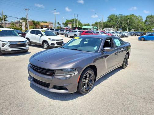 2022 Dodge Charger SXT