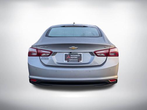 Sterling Gray Metallic 2024 Chevrolet Malibu FWD 2LT