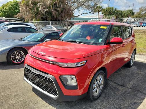 2022 Kia Soul LX