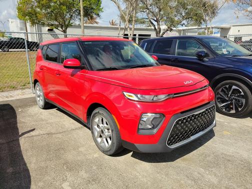 2022 Kia Soul LX