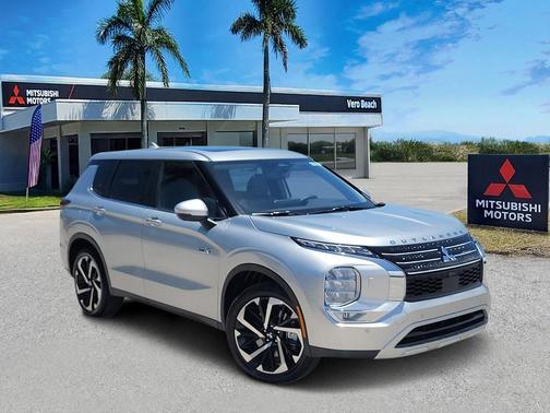 2025 Mitsubishi Outlander PHEV SE S-AWC