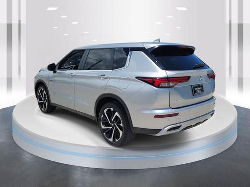 2025 Mitsubishi Outlander PHEV SE S-AWC