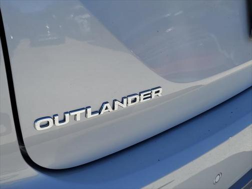 2025 Mitsubishi Outlander SE 2.5 2WD