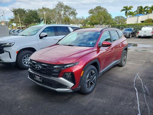 2025 Hyundai TUCSON SEL