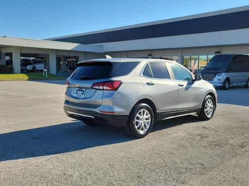 Sterling Gray Metallic 2023 Chevrolet Equinox 1LT