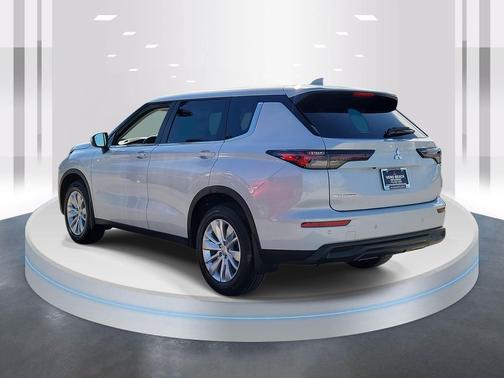 2025 Mitsubishi Outlander ES 2.5 2WD