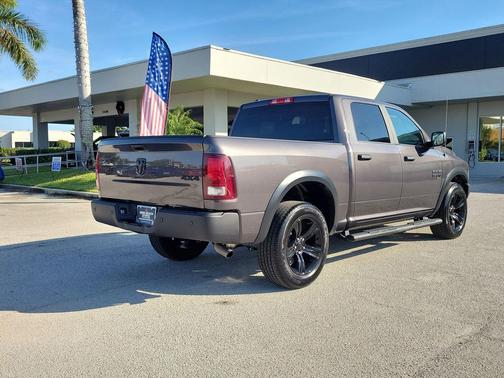2023 RAM 1500 Classic Warlock Crew Cab 4x4 5'7' Box
