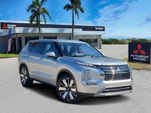 Alloy Silver Metallic 2026 Mitsubishi Outlander SE 1.5T 2WD